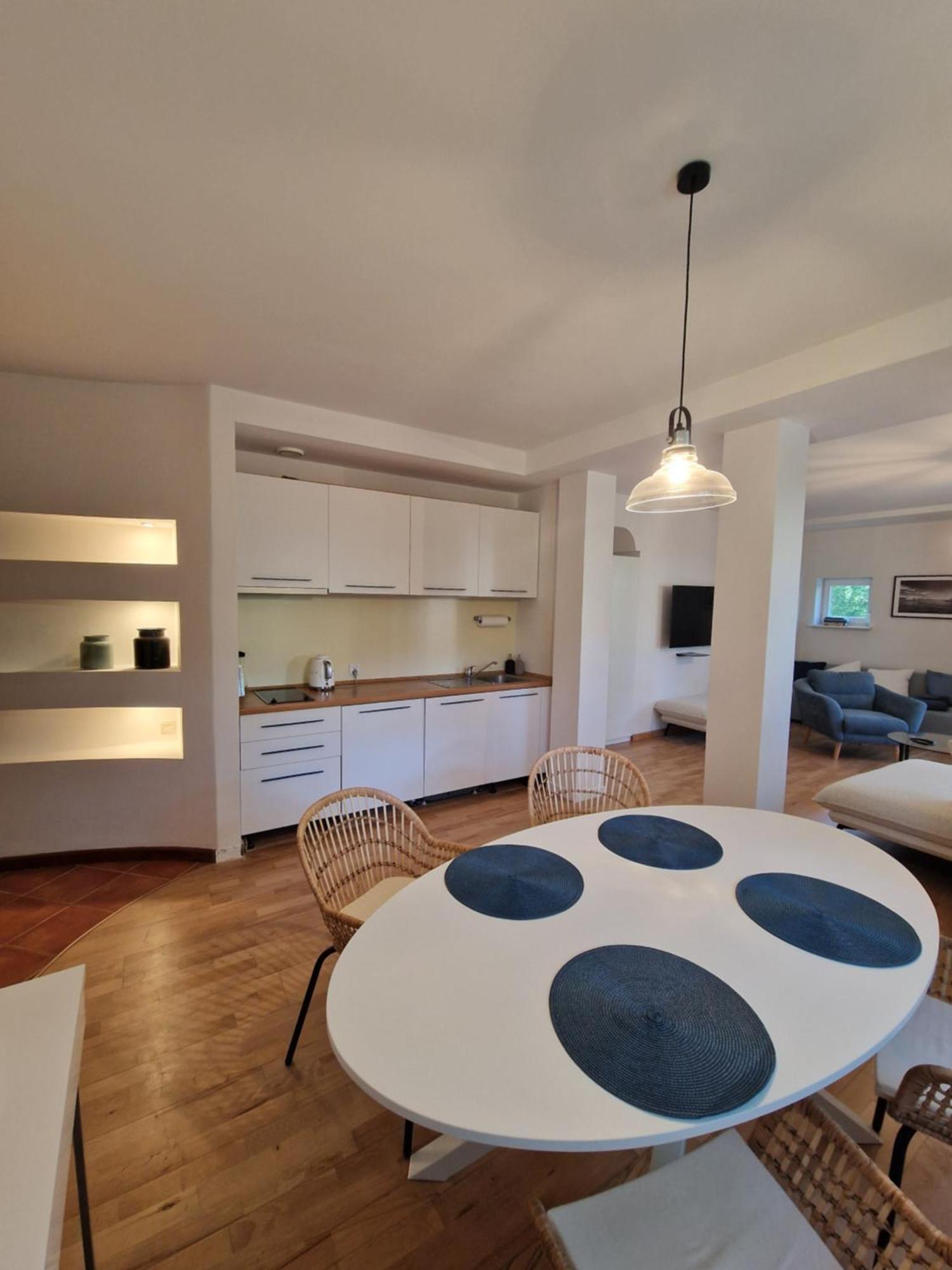 Apartament Verona Jurata Luaran gambar